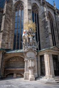 © 2022 W. Rotschek